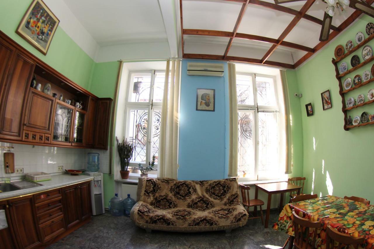 Orpheus Hostel And Apartments Odesa Exterior foto
