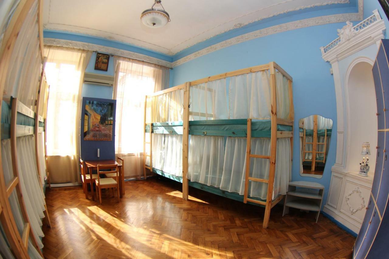 Orpheus Hostel And Apartments Odesa Exterior foto